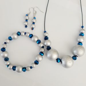 Vintage Estate 3 Piece Set Blue Carnival Glass Beads And Silver Wood